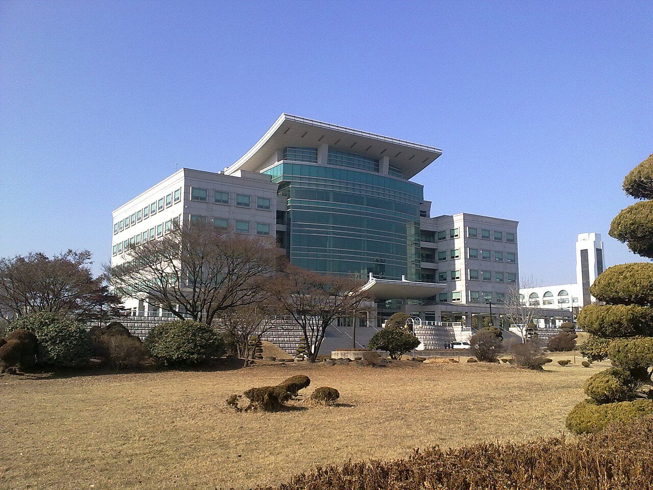 Кампус: Inha University, Инчхон