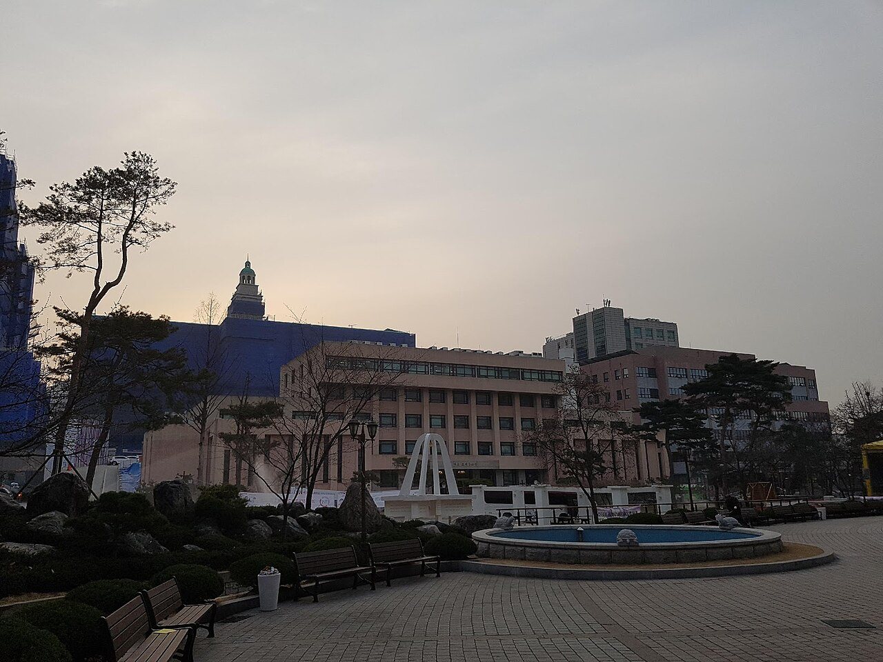 Campus de Kyung Hee University, Seúl